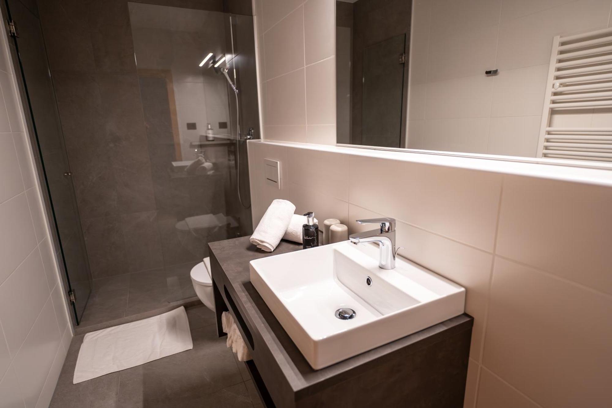Self Service Hotel Schnalser Hof Naturns Ruang foto