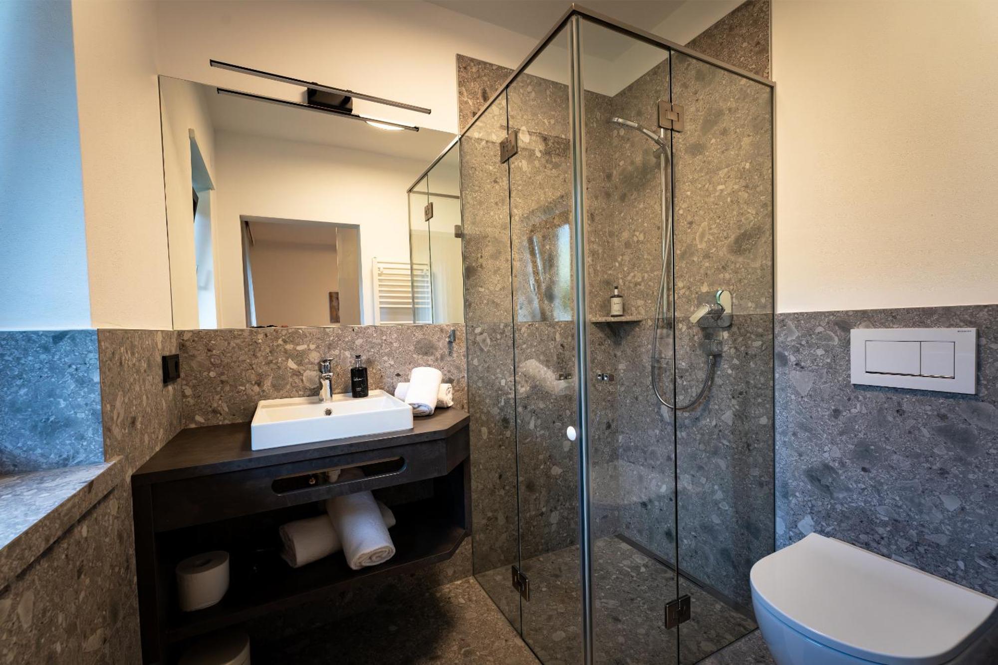Self Service Hotel Schnalser Hof Naturns Bagian luar foto