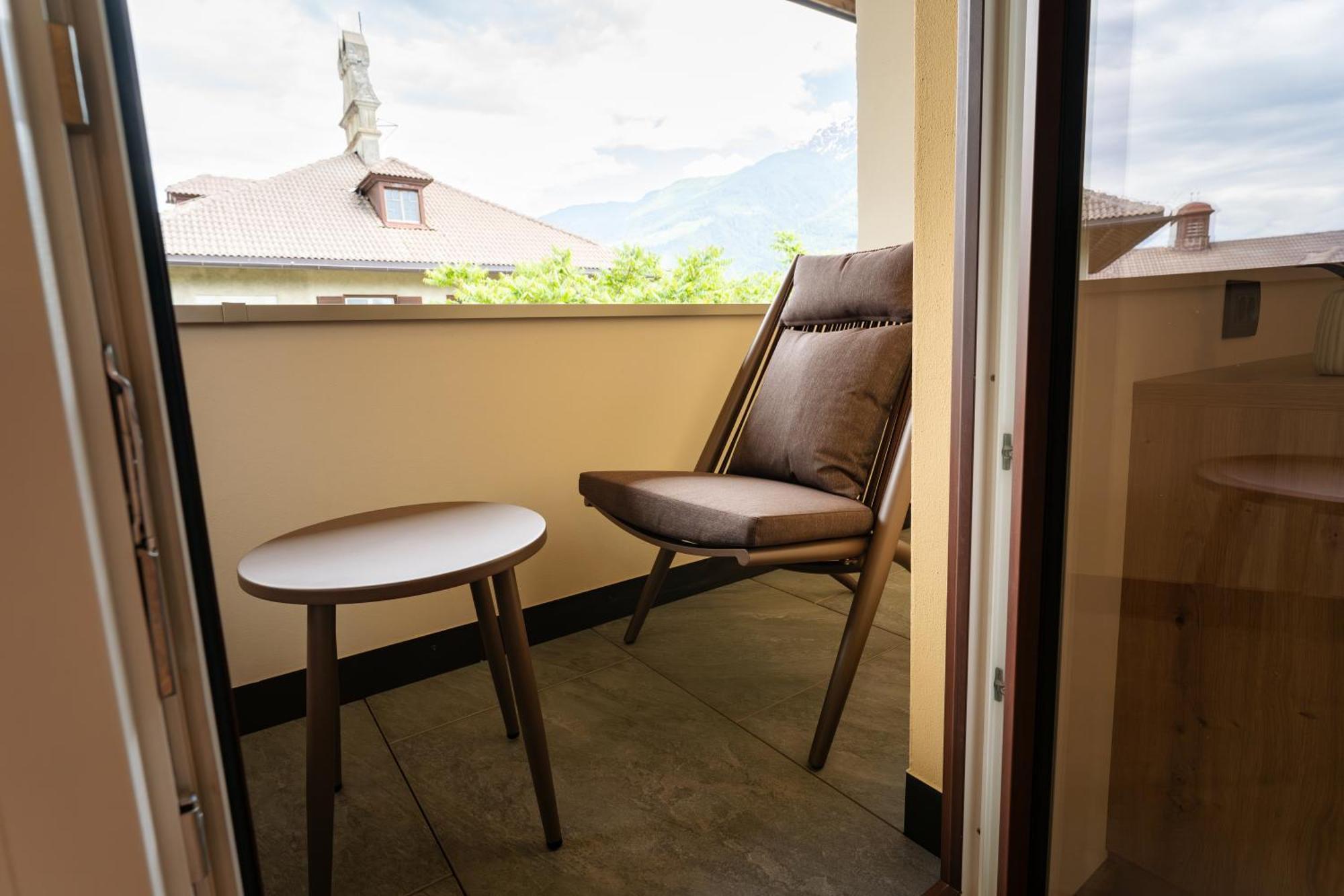 Self Service Hotel Schnalser Hof Naturns Bagian luar foto