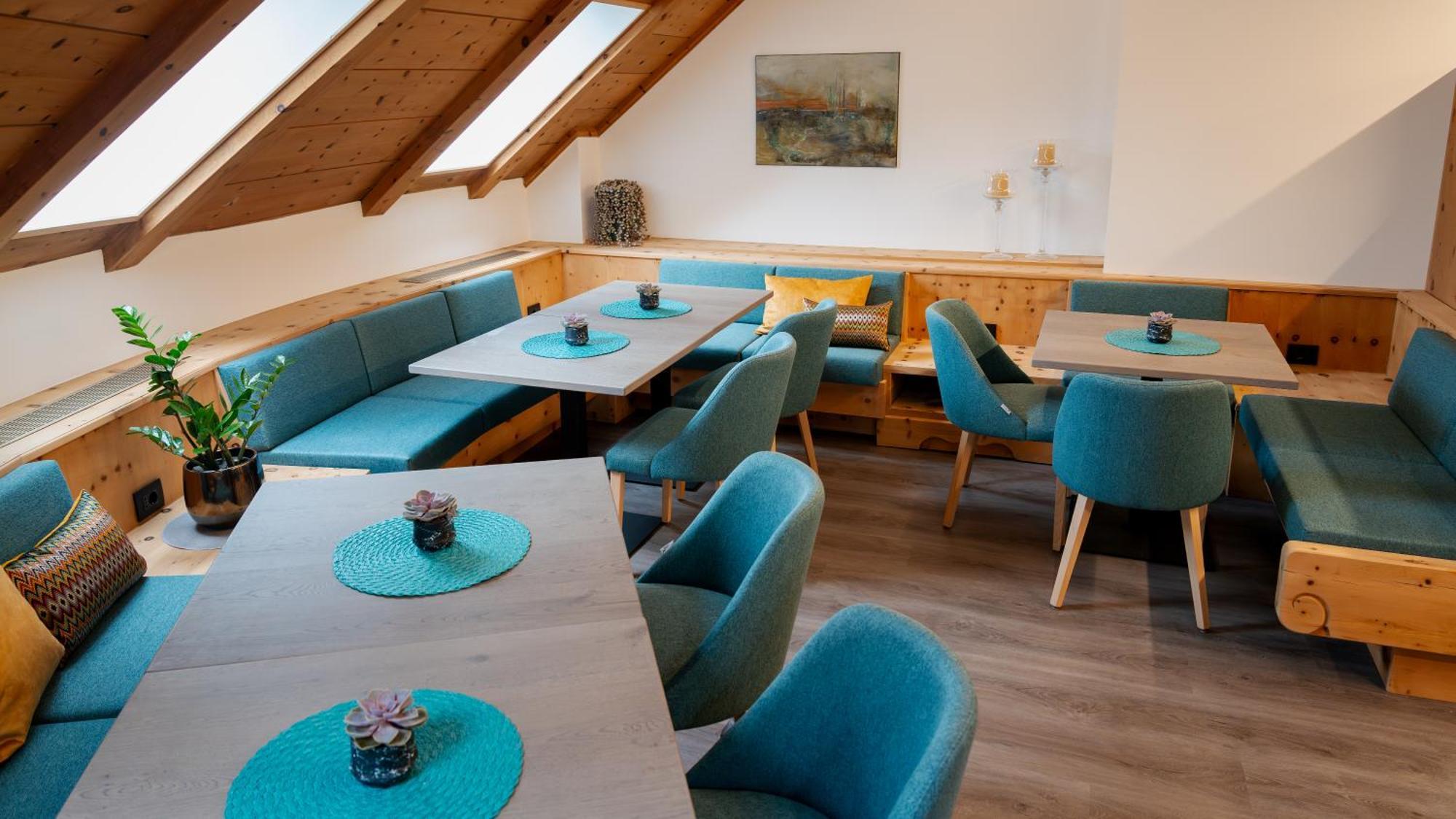 Self Service Hotel Schnalser Hof Naturns Bagian luar foto